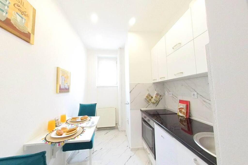 Cute And Sunny Studio - Central Location Saraievo Exterior foto